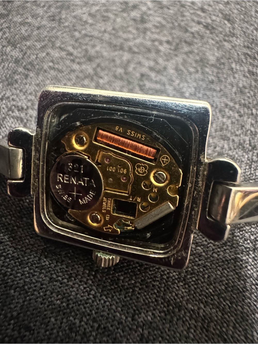💯 Auth Gucci watch - Picture 4 of 5